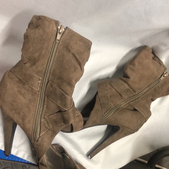 Brown suede zip up heeled open toed boots size 8.5 - Picture 12 of 12